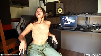 Petite Spanish Latina teases and pleasures herself in intimate solo session