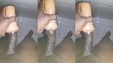 Jerking off with a fleshlight