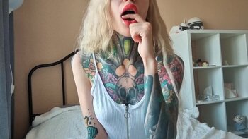 Nerwen X: Tattooed Cutie Sucks & Fucks All Night