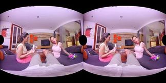 VirtualRealPorn com Dildos experts