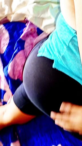 I Invite the Lady I Met at the Gym Over to My House and She Ends up Giving Me a Good Blowjob.