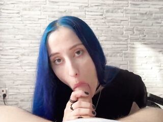 Teen cutie gets creampie in cunt close up