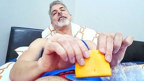 A Bite Before Bed - DADDY GIANT 39 - Richard Lennox
