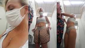 25 aujourd hui dans la cabine d essayage je t emmene avec moi !!!petit essaie ...