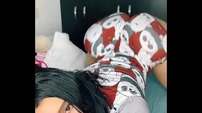 IG model twerking