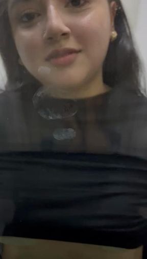 running through my body with a lot of sensuality 🥵