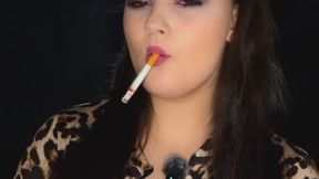 Anna Smokes in a sexy leopard top