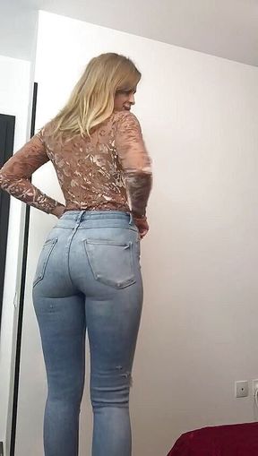 Squirt in jeans