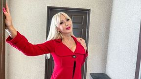 Bitchy blonde babe with enhanced boobs Victoria Lobov likes hard pound