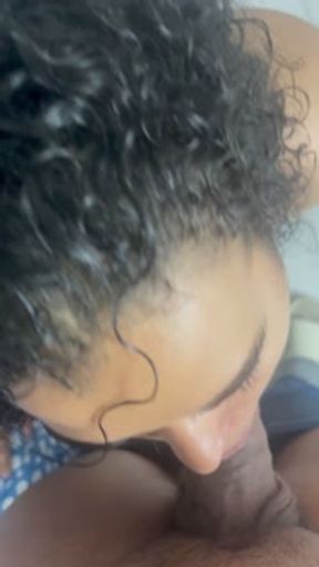 Me gusta hacerme la difícil… pero cuando me tocan bien, me derrito. 😜🔥