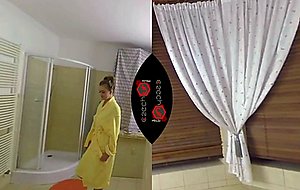 Gabriela daniels pissing