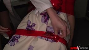 Dr. Yumika Saeki Binds Chihiro Suzuki to the Chair, Stretches Her Nostrils Wide, and Tongue-fills Them with Spit