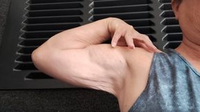 Biceps and calves on the bus