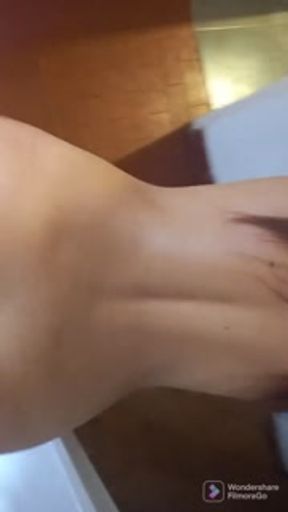 Adicta, juega al trio