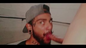 FODENDO NA ESCADA DE INC&Ecirc_NDIO DO SHOPPING