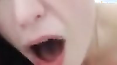 Hot Girl recieving a good creampie live on webcam for us riding on a hard dong
