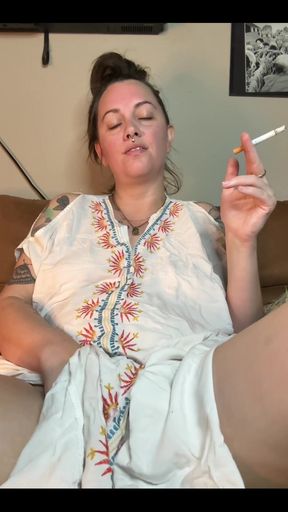 Smoking Fetish MILF Masturbation