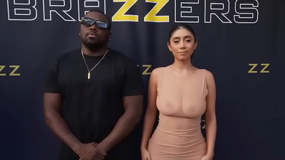 BRAZZERS - Violet Myers Shows off her asshole to Paparazi