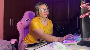 Study Break Turns Wild: Latina College Girl Gets Distracted by Her Roommate