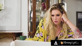 Hot MILF Teaches 18yo Girl Lesbian Sex