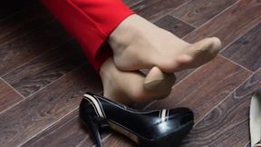 Sexy Girl In Pants Pantyhose Shoes Shows Her Legs Foot Feet Fetish