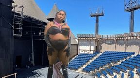 Giantess - Giantess MXDominion goes to the Stadium, female domination, giantess special effect, goddess worship 4k smaller