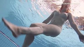 ”Lenka enjoys nude erotic hot swimming”