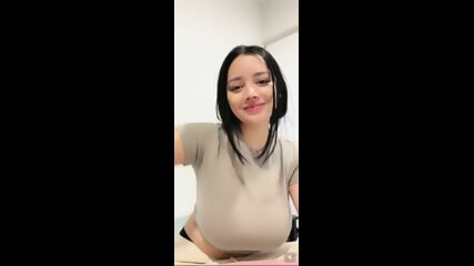 Novi Amel Live Indo