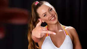 Gym babe works that perfect ass then gets her pussy fucked hard as hell