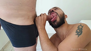 Cdzinha bem putinha pede rola no rabo pro macho fudedor de cucetão gostoso