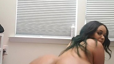Muvaphoenix big booty jerk off instruction JOI