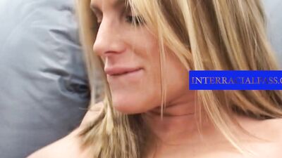 Petite teen Avi Love is getting pounded by Julio Gomez