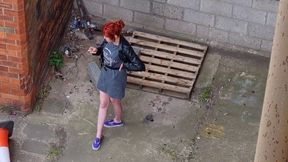 2153 Amber in Sneaky SMOKEBREAK in vans