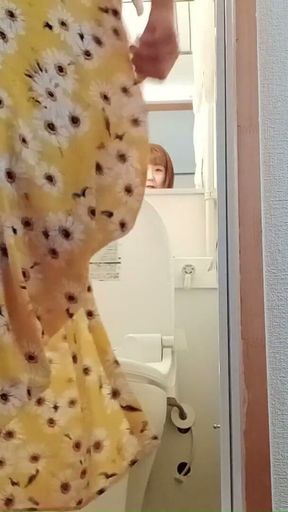 A Compilation of Various Peeing Scenes