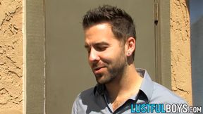 Paper boy Noah Carlisle gets a good fucking from his sugar daddy