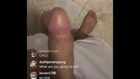 Hồ Vĩnh Khoa livestream