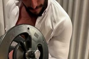 Worship Muscle Hunk