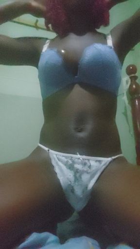 Hot Lyzi