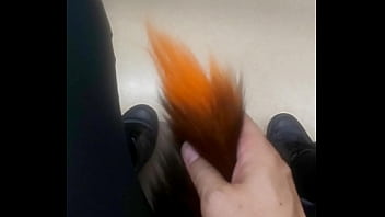 I&#039_m sticking an anal plug made of a fox tail.