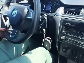 10 minutes of tugjob in traffic, public tugjob!