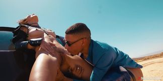 Air Thugger's Wild Clash in a Wasteland Scene