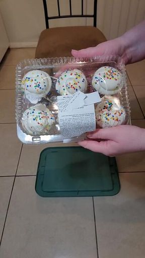 BBW Feet Cupcake Smash (SFW)
