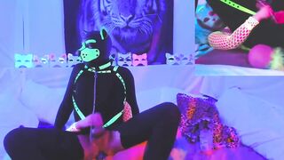 @SexyNeonKitty Female Domination Pegging anal fucking puppy play booty live sex performance on Chaturbate