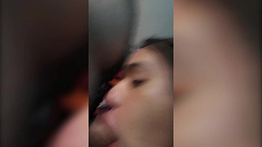 Me encanta tanto ser la puta de todos los que viven en mi pueblo