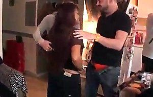 Mia une superbe Thailandaise baisee en trio