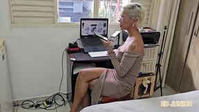 o engenheiro e a patroa. a patroa fide com o engenheiro depois de tres meses na seca