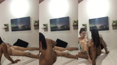 I fuck my friend and suck her tits.