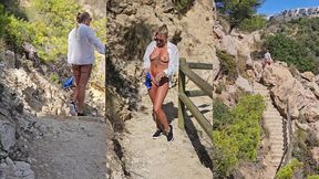 ma randonnee exhib tu va adore me voir marcher nue au bord des falaises de la ...