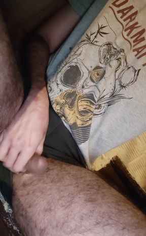 I really love jerking off outside