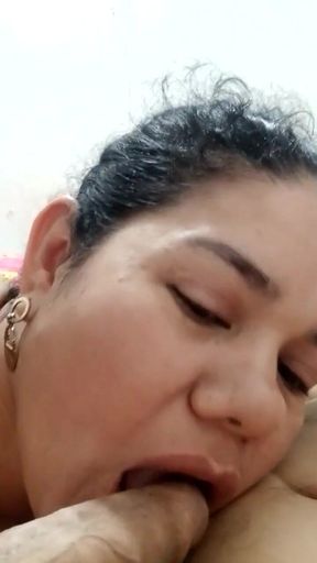 Memorable moment from &quot;Beautiful girlfriend sucking deep throat&quot;